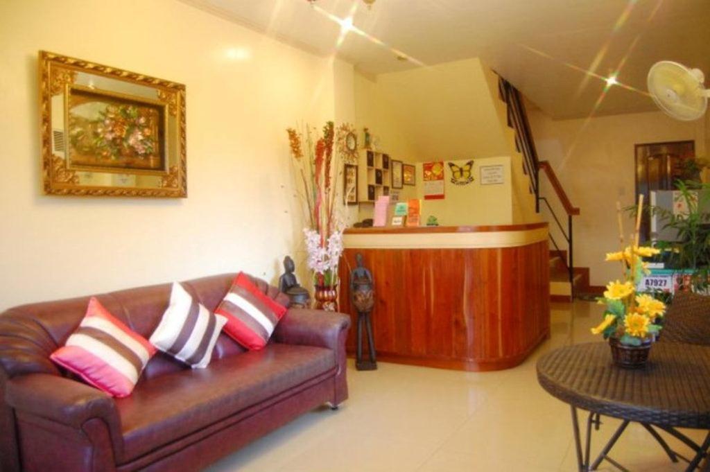 Balayong pensión Puerto Princesa Exterior foto